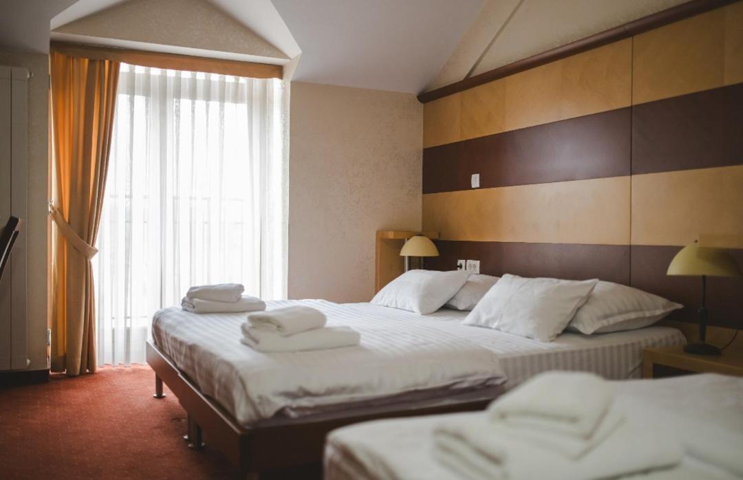 Hotel Marshal Никшич Экстерьер фото